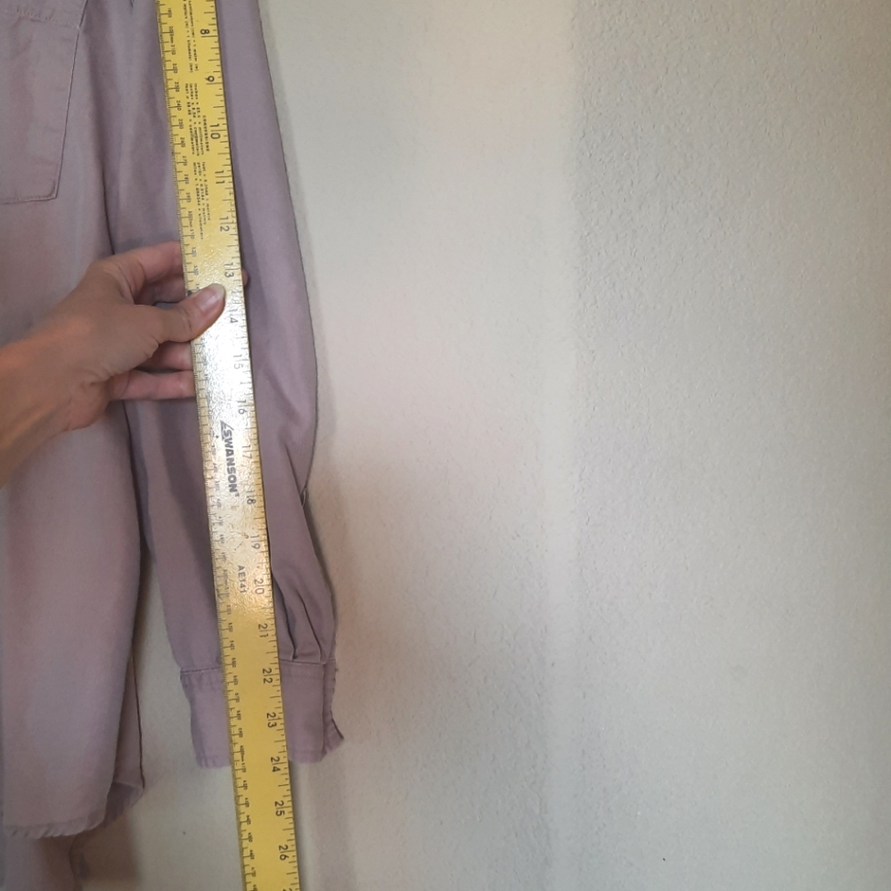 Universal Thread Dusty Pink Mauve Petal Pink Button Down Oversized Shirt - Picture 4 of 8